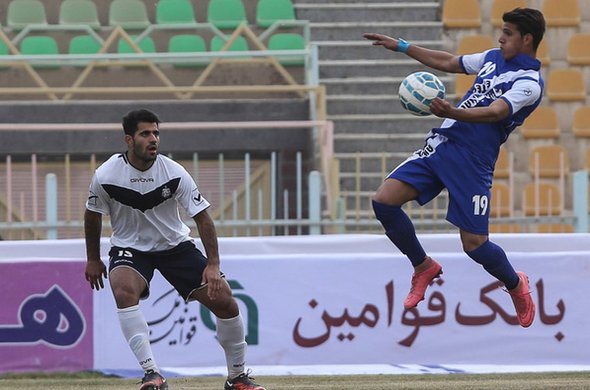 خضیراوی: خوزستانی‌ها از استقلال حمایت کنند