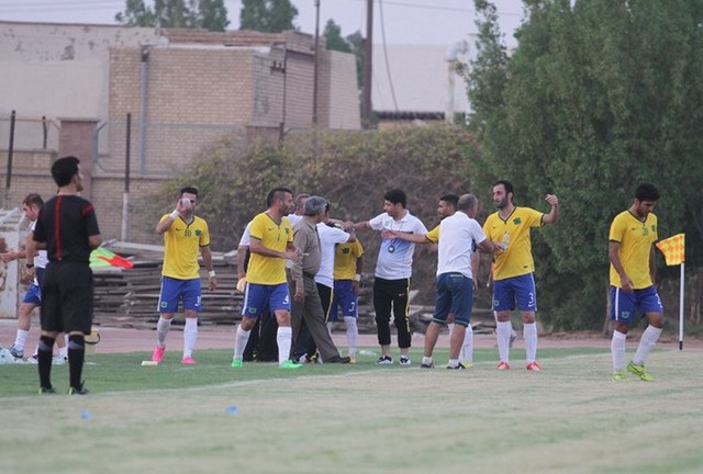 صنعت نفت از خوزستان خارج می‌شود