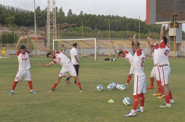 سه اردوی داخلی در برنامه فولاد خوزستان