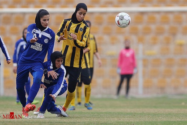 نماهایی از شکست بانوان استقلال برابر سپاهان