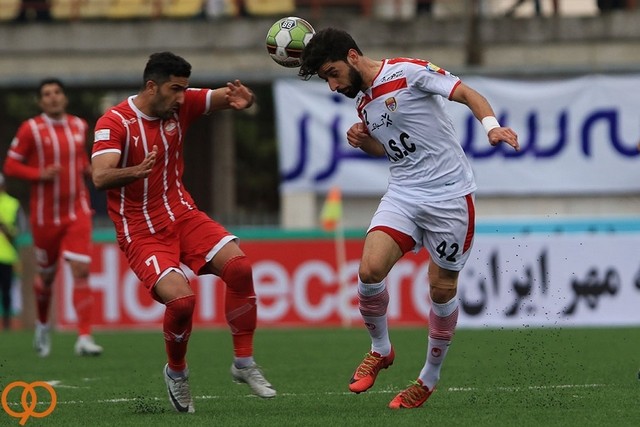 نماهایی از بازی سپیدرود رشت و فولاد خوزستان