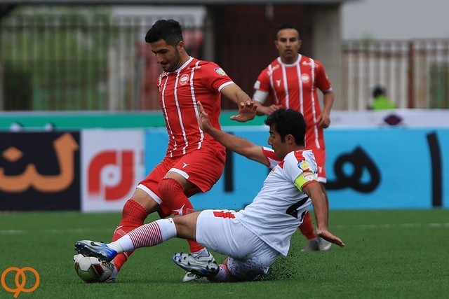 نماهایی از بازی سپیدرود رشت و فولاد خوزستان