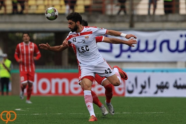 نماهایی از بازی سپیدرود رشت و فولاد خوزستان