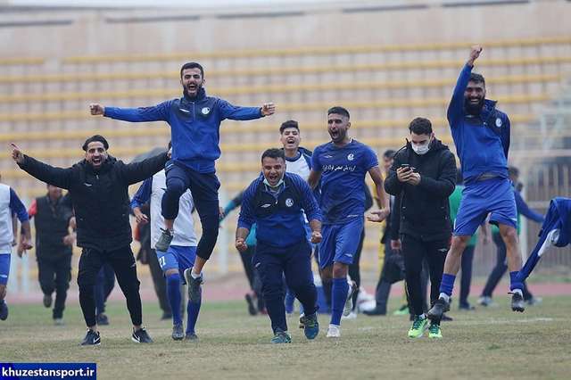 تصاویری از برد استقلال خوزستان مقابل آرمان‌گهر سیرجان