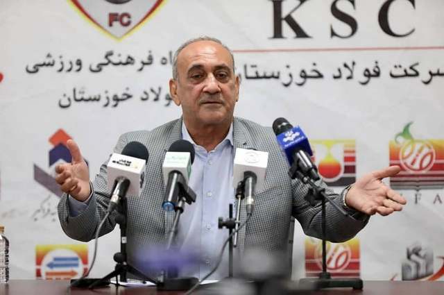تصاویری از نشست خبری مدیرعامل و سرمربی فولاد