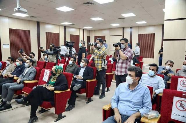 تصاویری از نشست خبری مدیرعامل و سرمربی فولاد