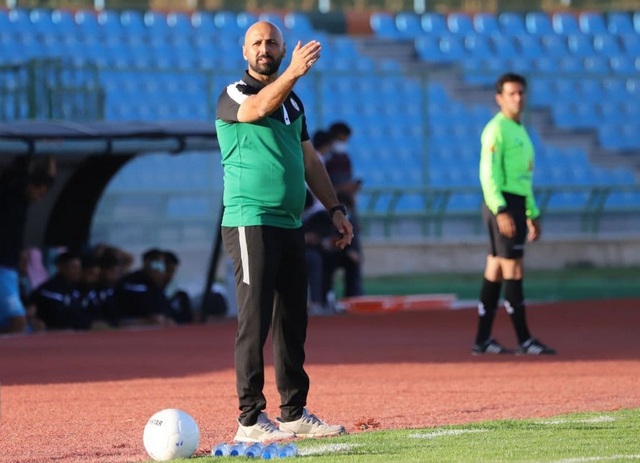 عبداللهی: اداره ورزش نباید پول تیم نفت را بردارد