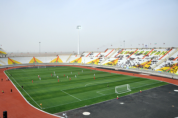 انتقال بازی خلیج فارس به ورزشگاه غدیر اهواز